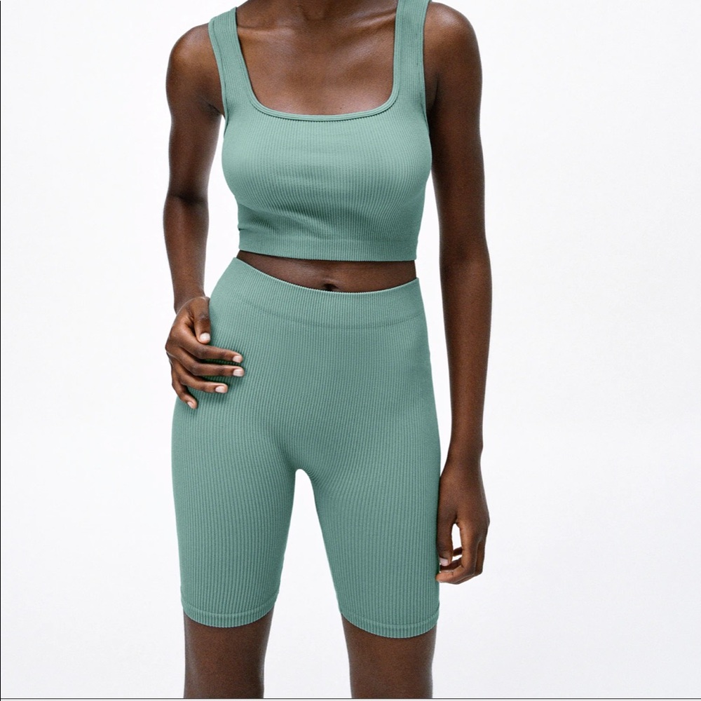 NWT Zara Seamless Contour Ribbed Set